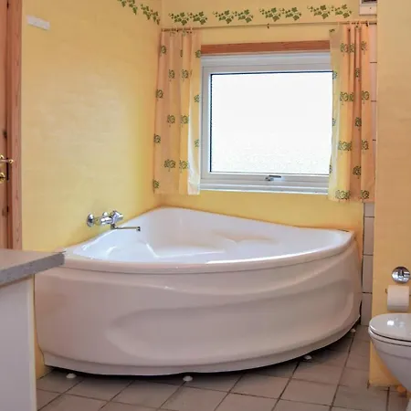 Stunning In W/ Sauna And 3 Bedrooms
