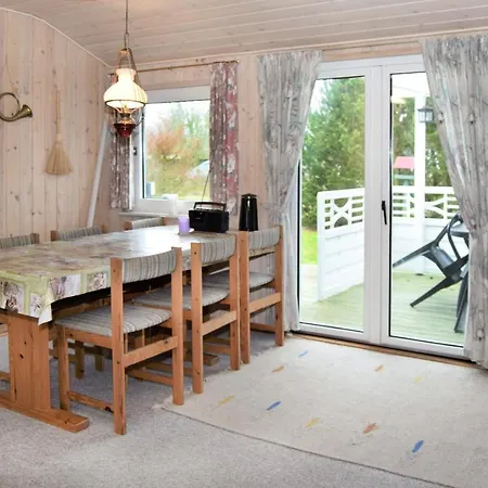 بيت للعطل Stunning In W/ Sauna And 3 Bedrooms