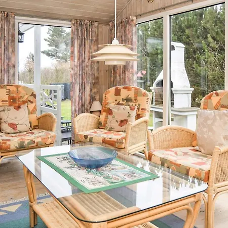 Stunning In W/ Sauna And 3 Bedrooms بيت للعطل Tarm